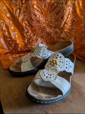 Clarks White Floral Cutout Slide Sandals with Yellow Bead Accent